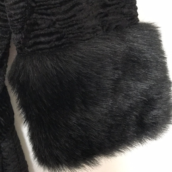 New Sherry Cassin New York Faux Fur Coat - Picture 4 of 7